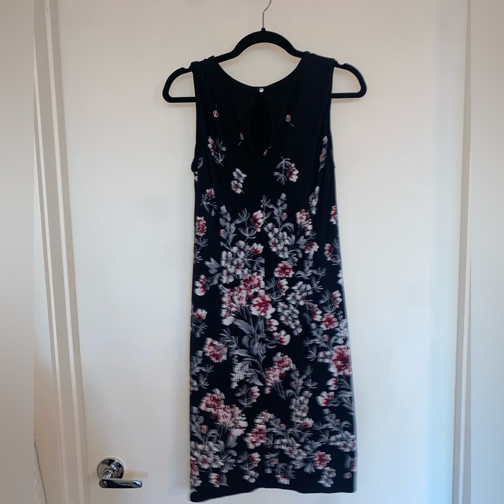 Calvin Klein Women’s work dress, sleeveless, reversible print, size medium